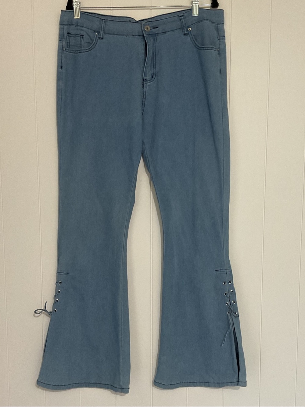 Plus 2XL Women's Light Blue Lace-Up Flare Jeans - Picture 2 of 13